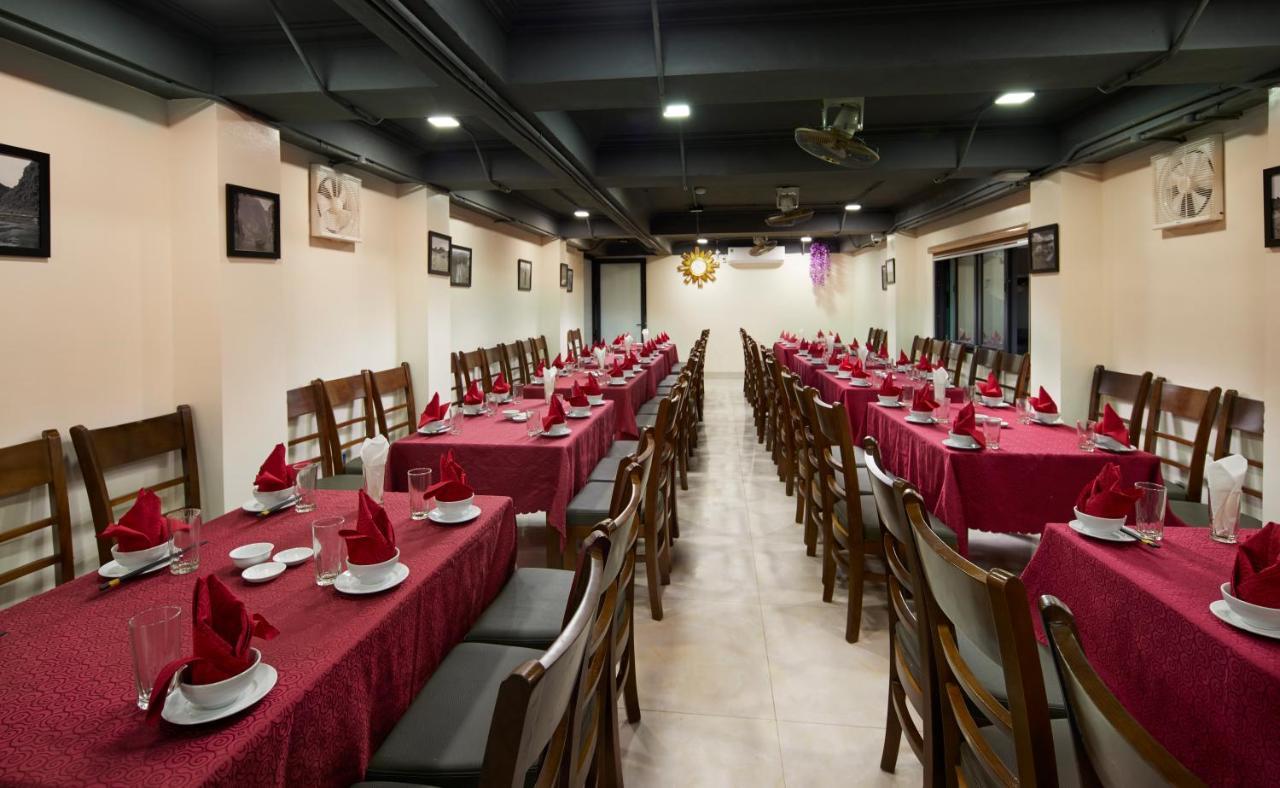 Sunflower Catba Hotel Dong Khe Sau エクステリア 写真