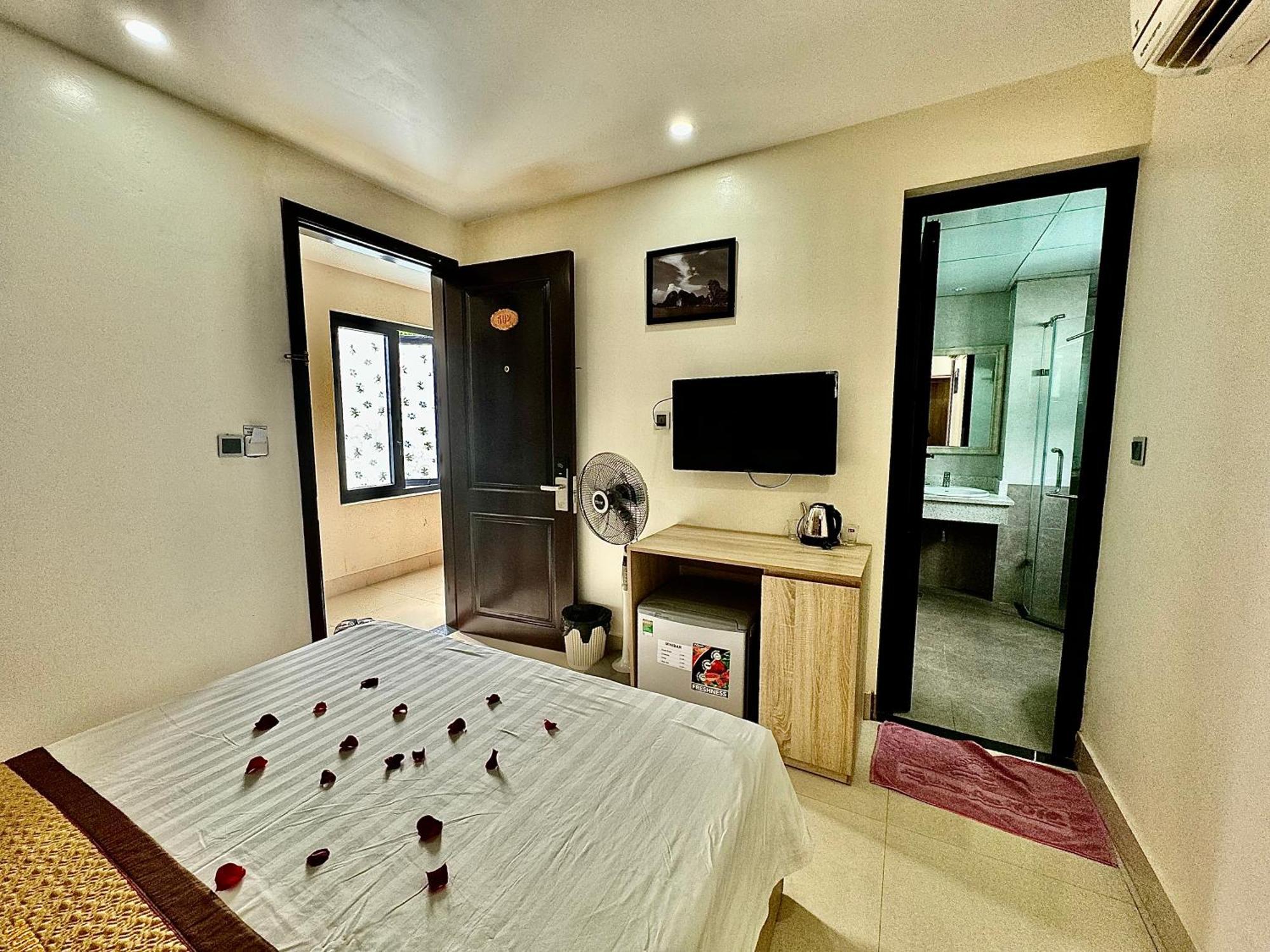 Sunflower Catba Hotel Dong Khe Sau エクステリア 写真