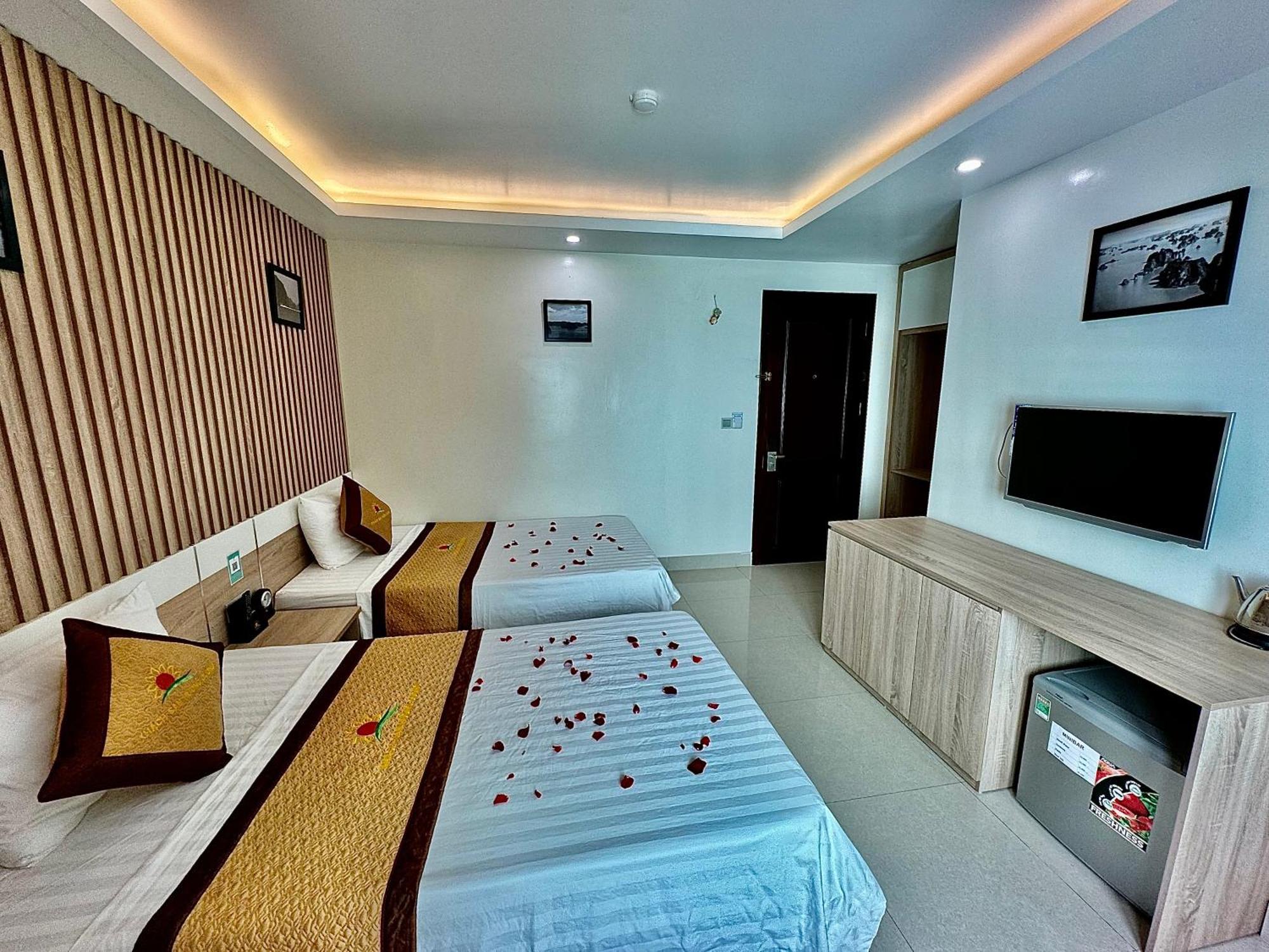 Sunflower Catba Hotel Dong Khe Sau エクステリア 写真