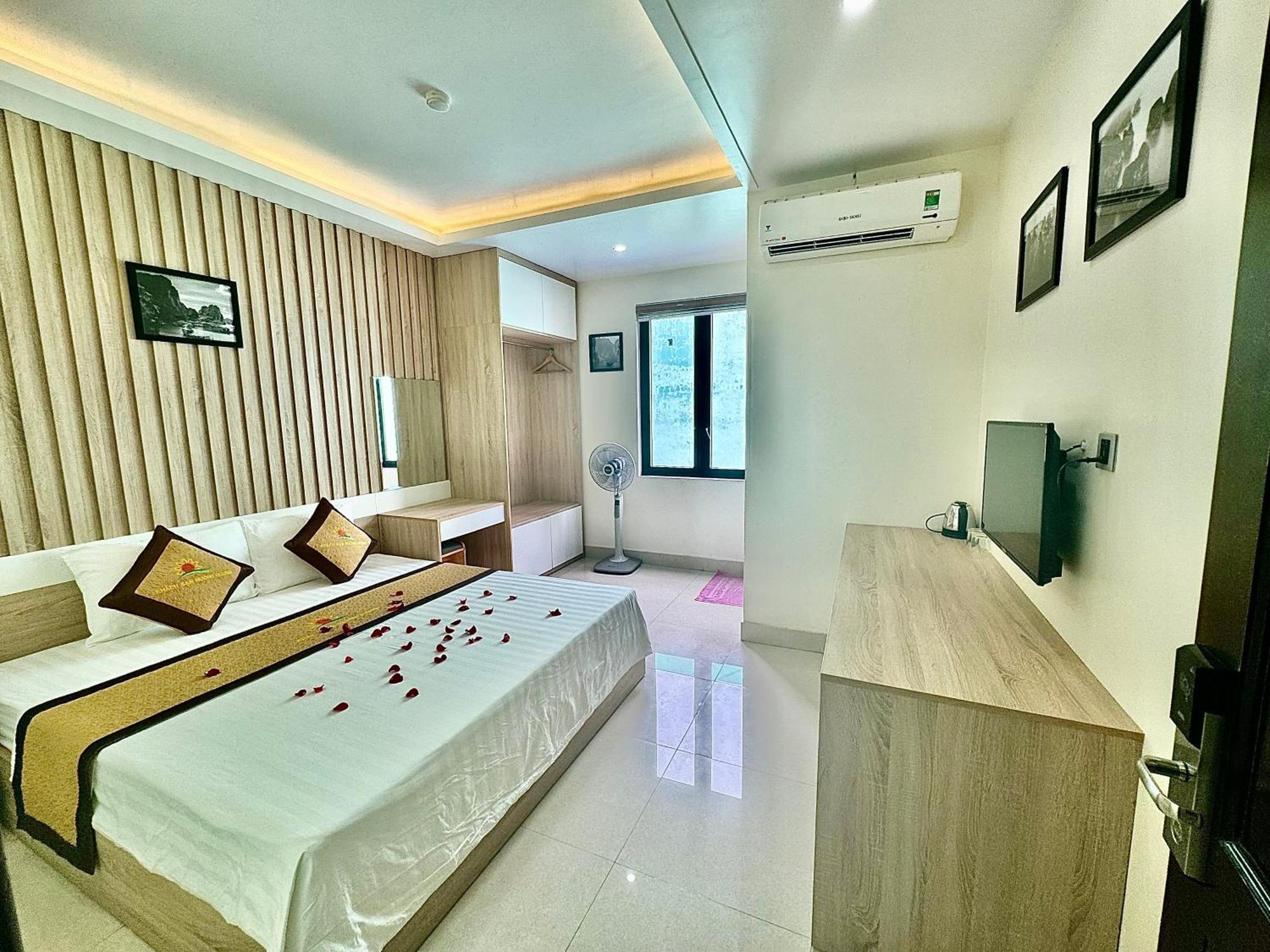 Sunflower Catba Hotel Dong Khe Sau エクステリア 写真