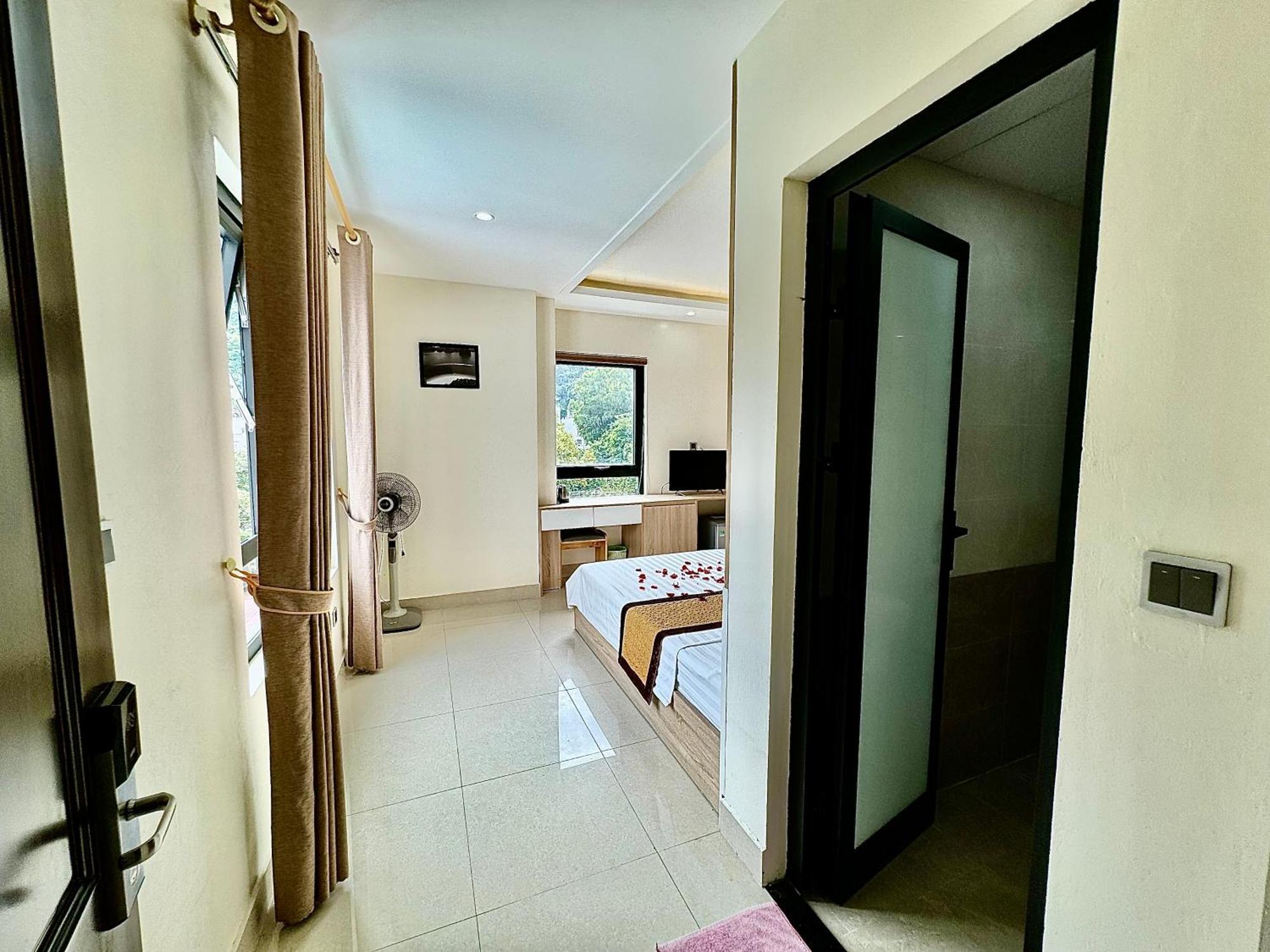 Sunflower Catba Hotel Dong Khe Sau エクステリア 写真