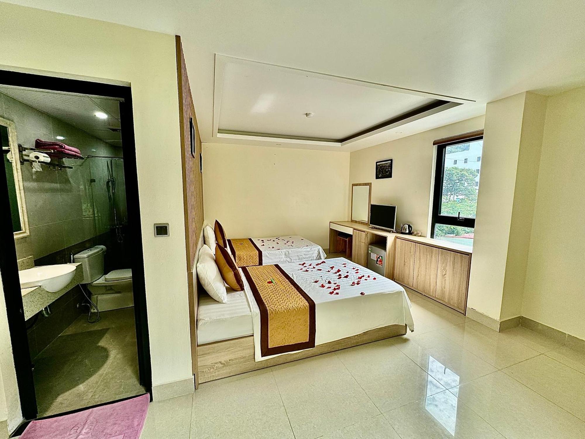 Sunflower Catba Hotel Dong Khe Sau エクステリア 写真